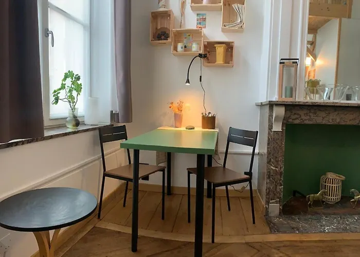 With Mezzanine * ليل